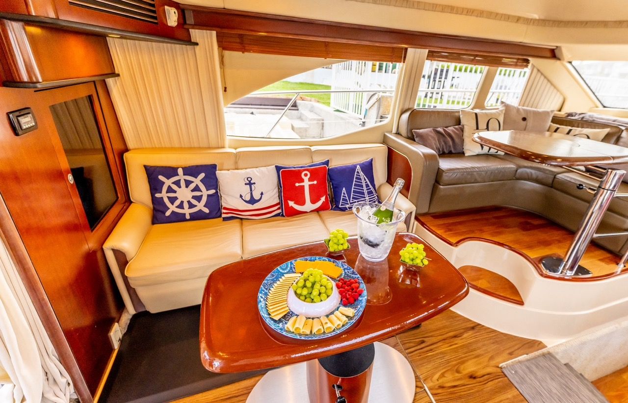48ft Sea Ray Fly Bridge