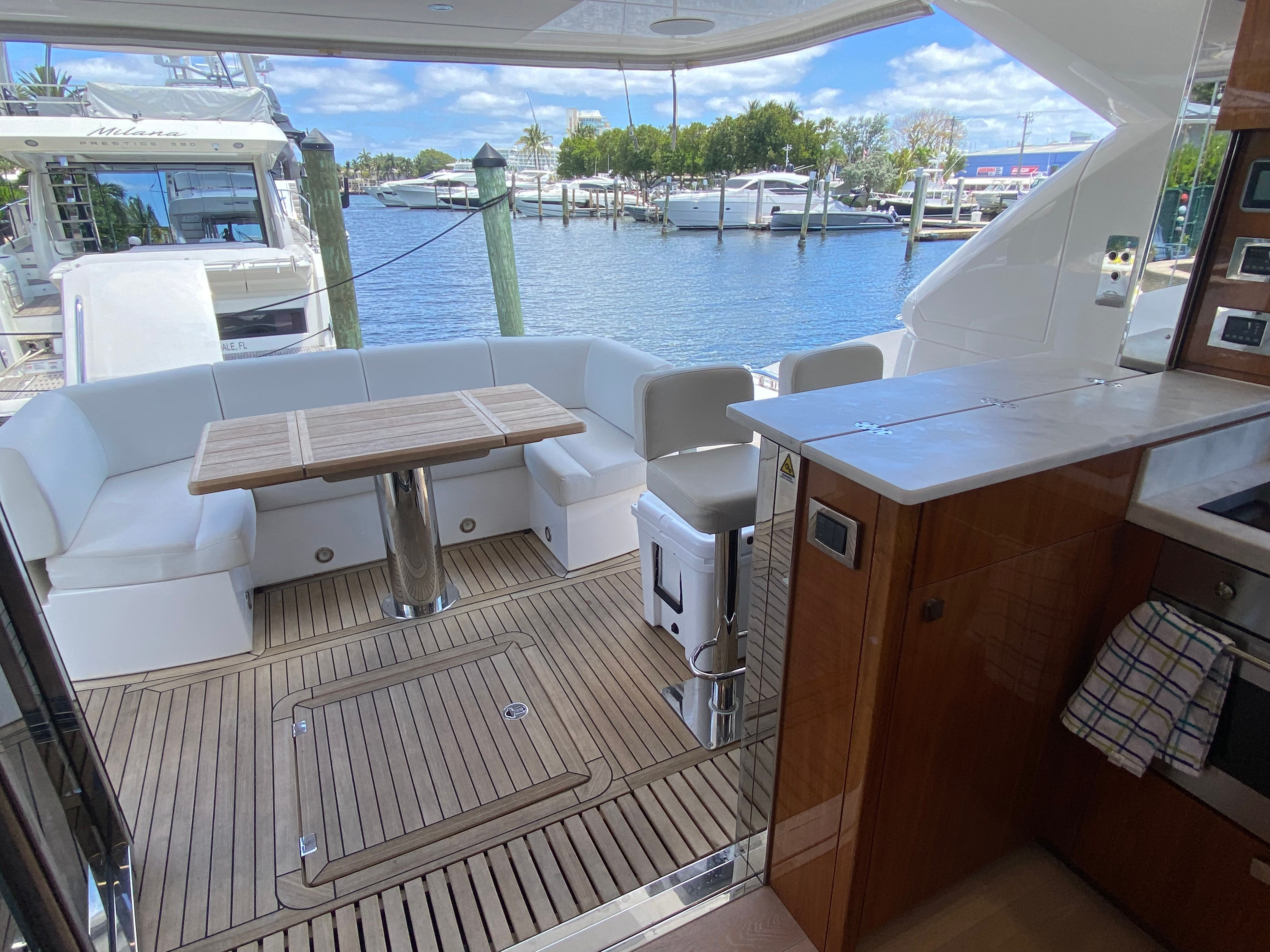 55ft Sunseeker Flybridge