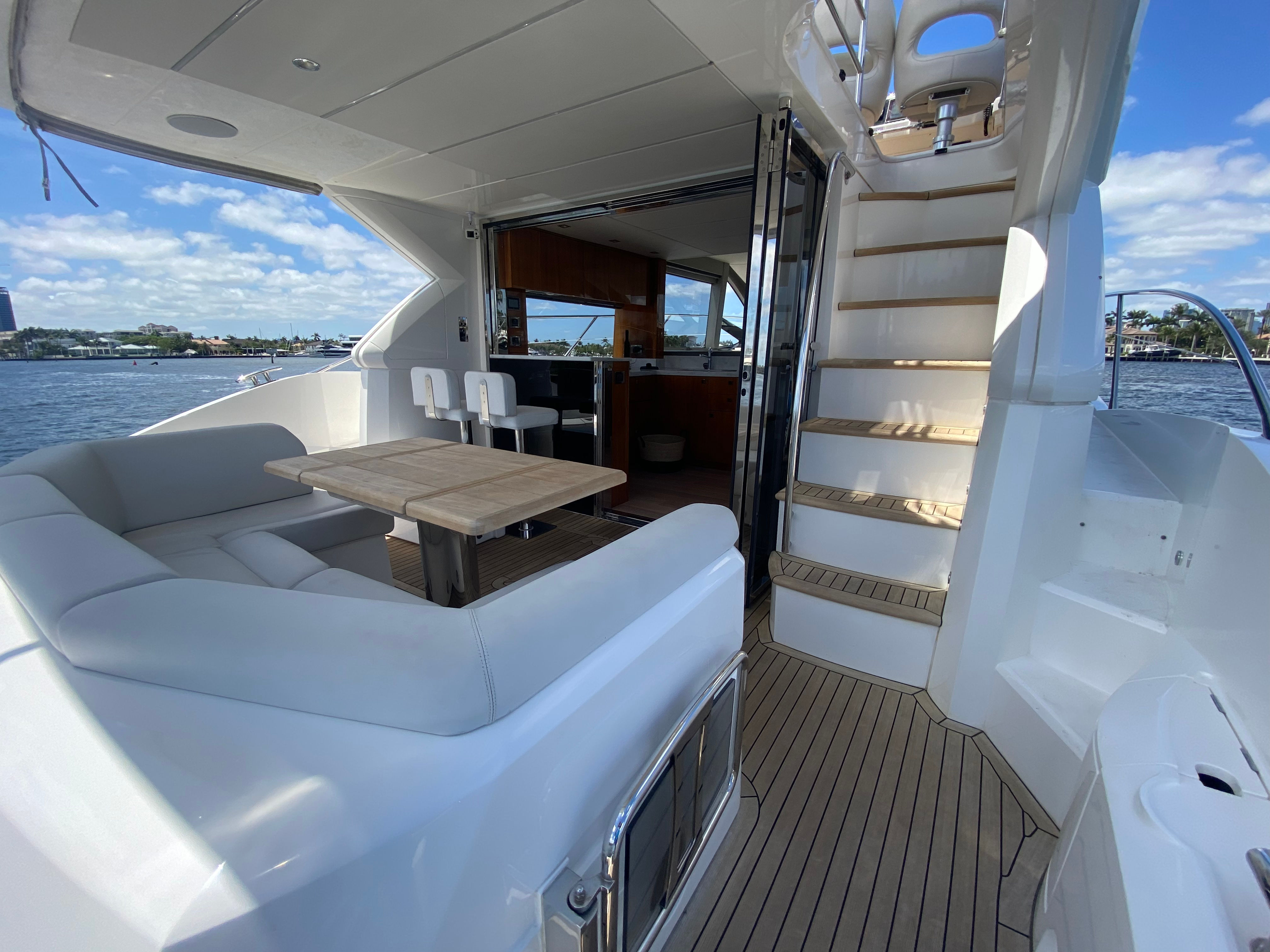 55ft Sunseeker Flybridge