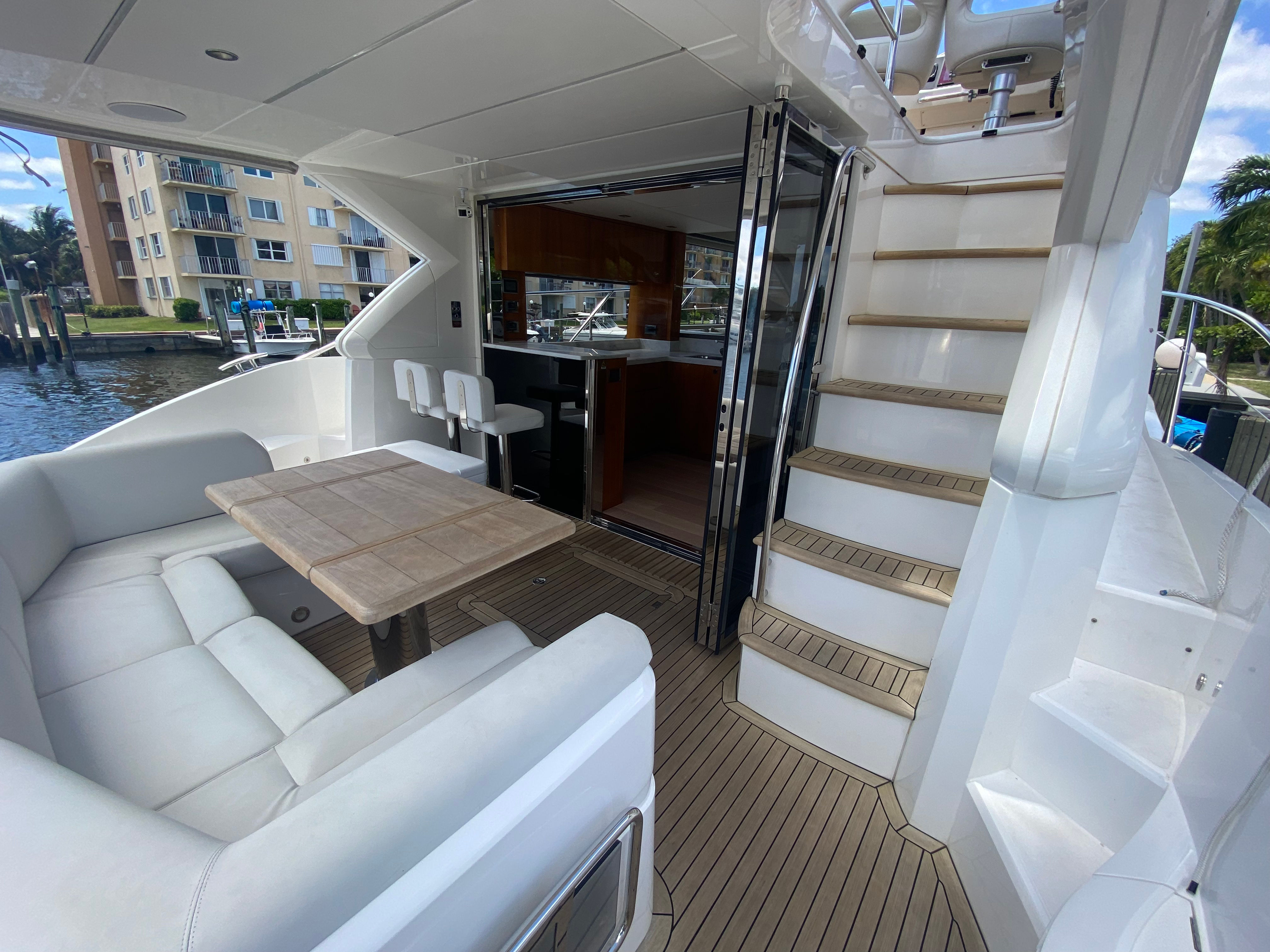55ft Sunseeker Flybridge