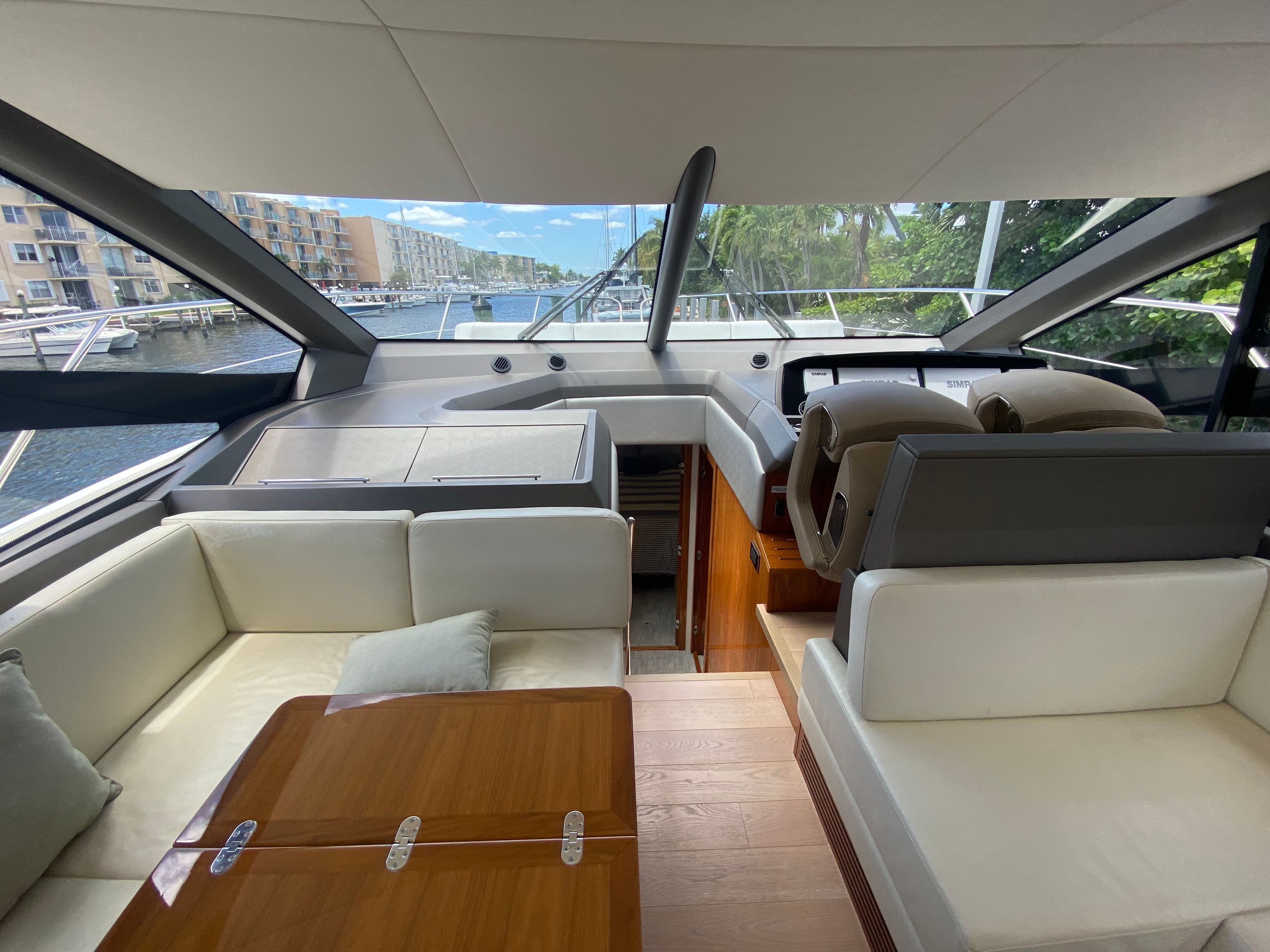 55ft Sunseeker Flybridge