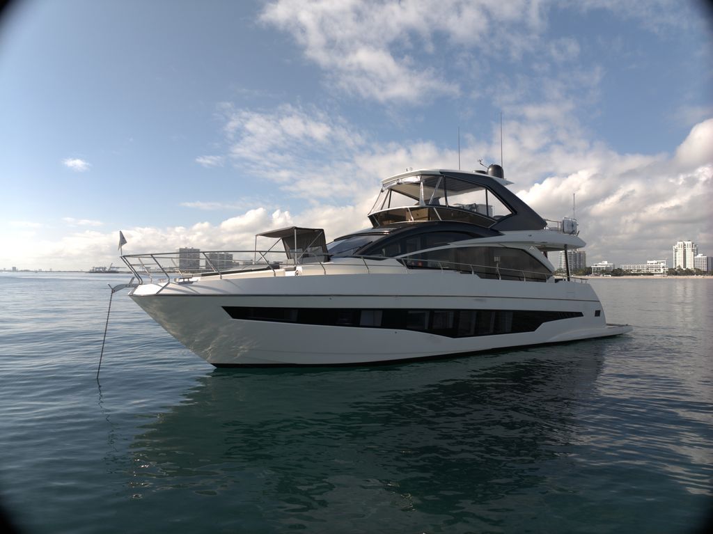 60ft Azimut "Fly IT AIN’T EASY"