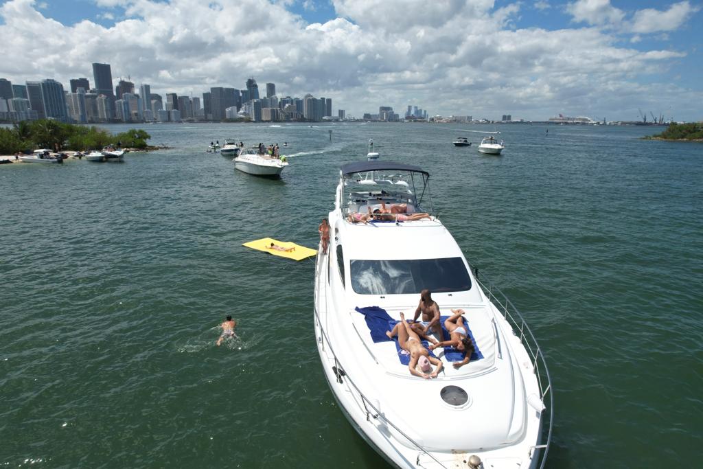 65ft Aicon “Warrior” Flybridge