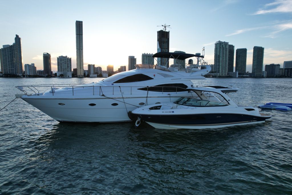 65ft Aicon “Warrior” Flybridge