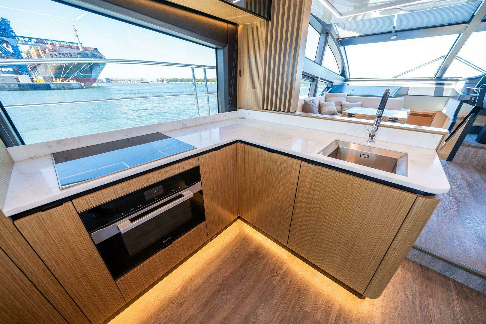 62ft Pearl