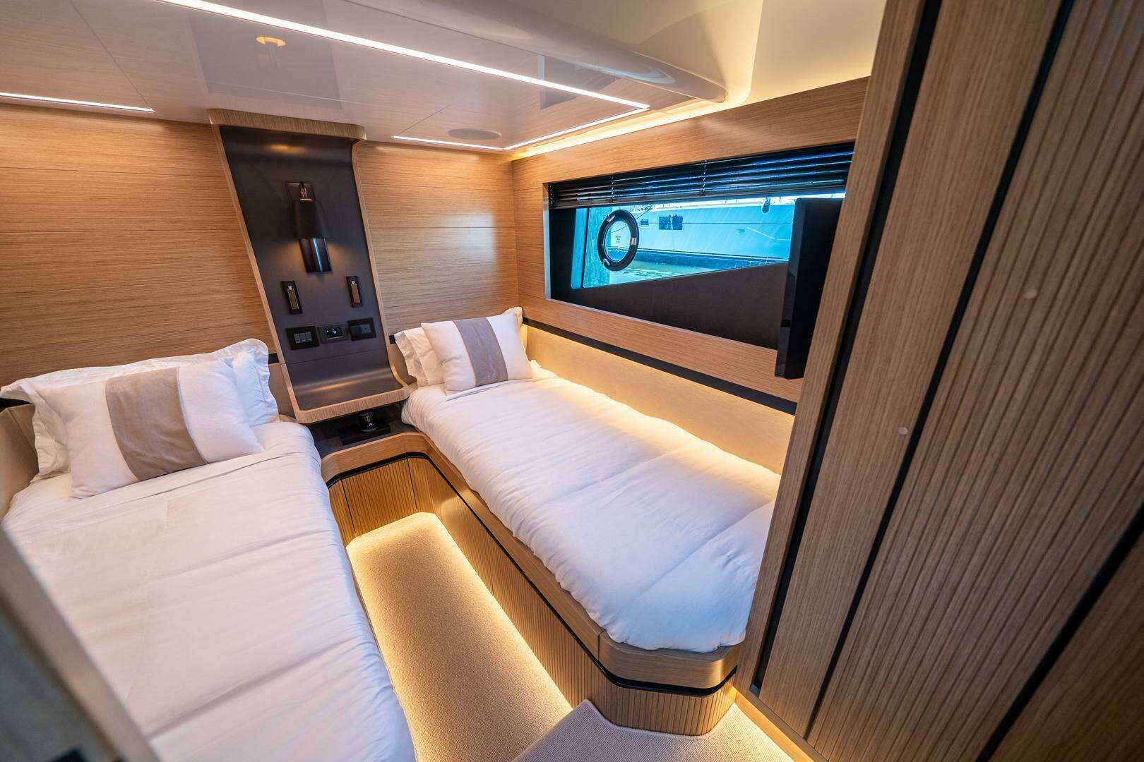 62ft Pearl