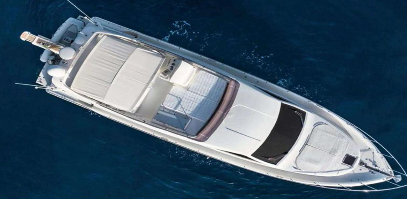64ft FERRETTI 630 FLYBRIDGE
