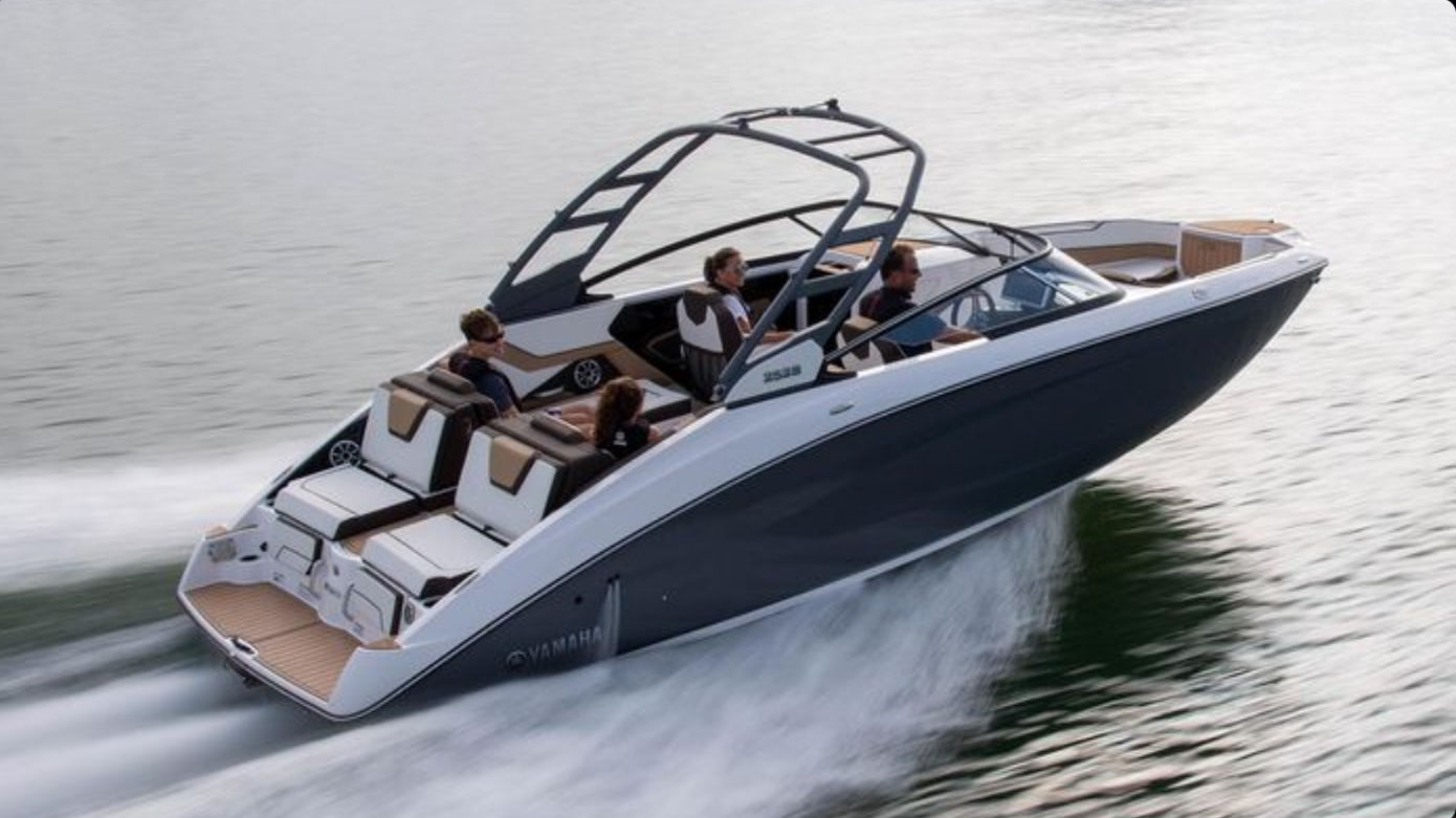 25ft Yamaha