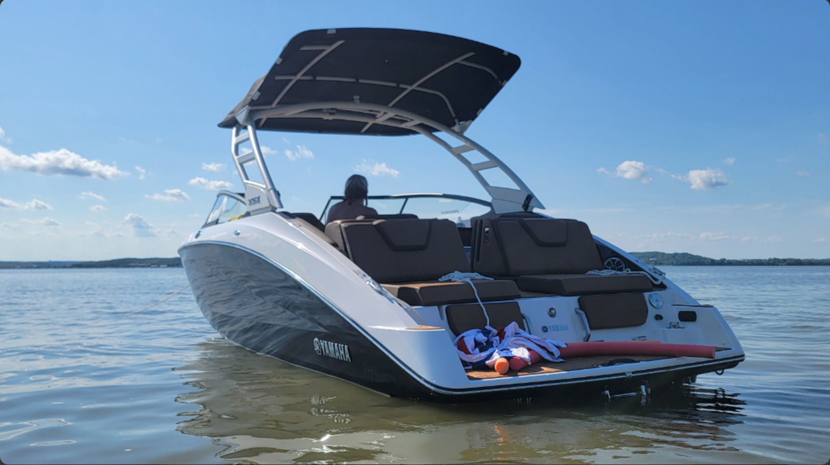 25ft Yamaha