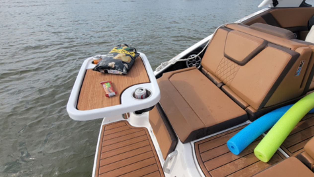 25ft Yamaha