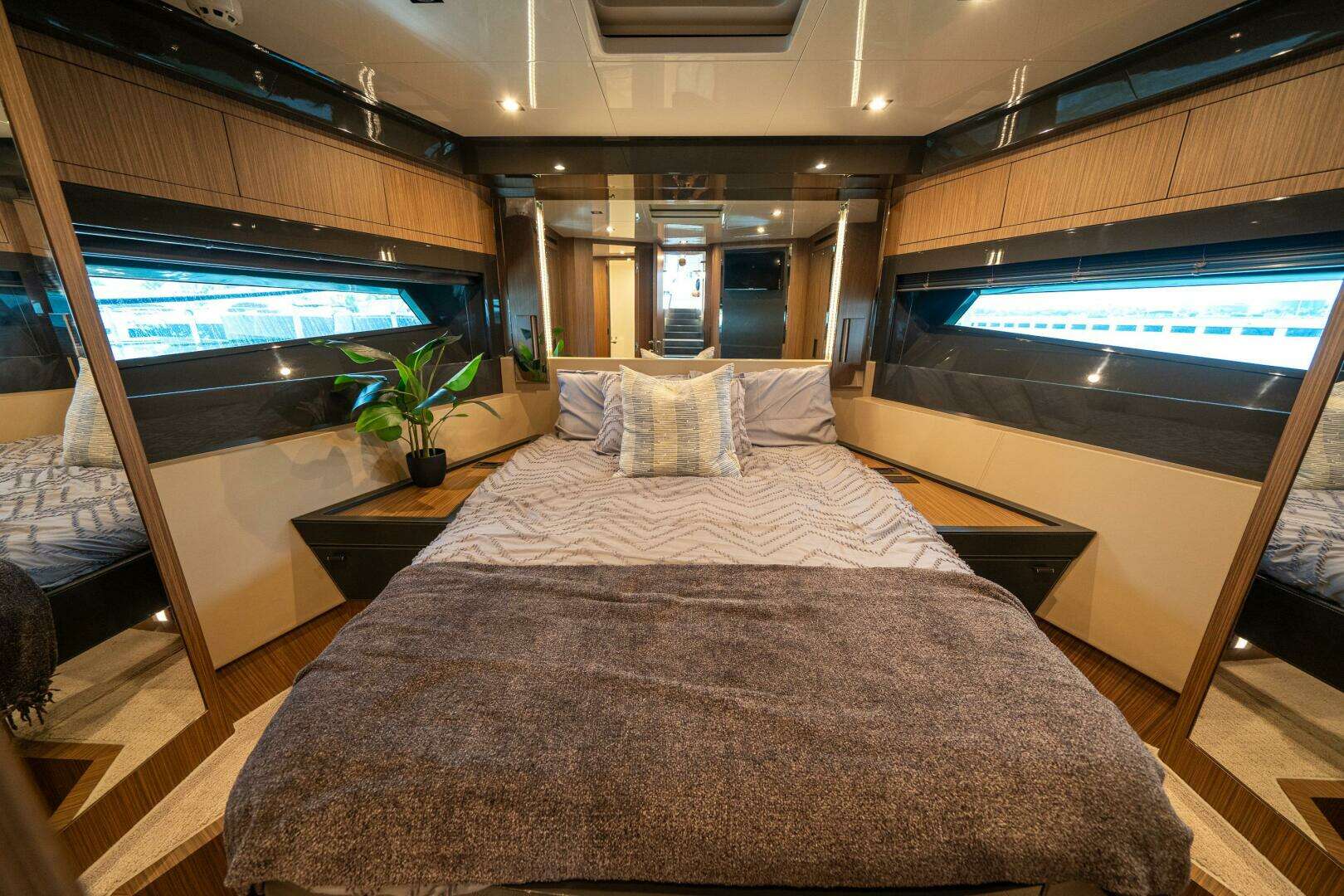 Riva 76