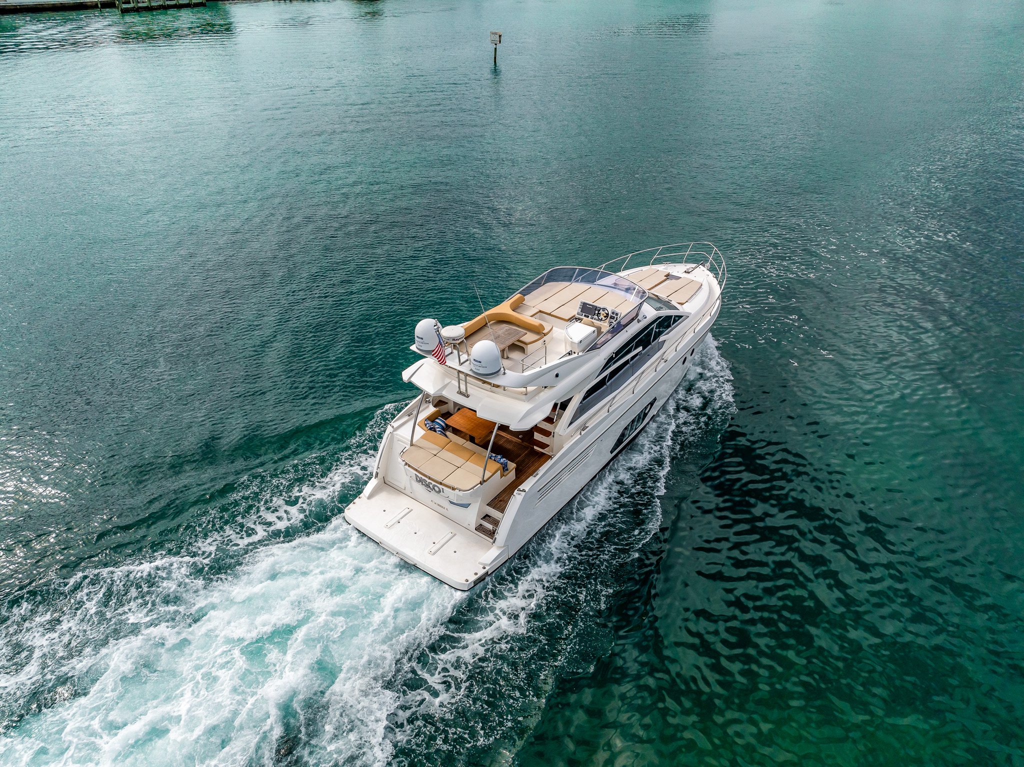 Absolute Flybridge 70