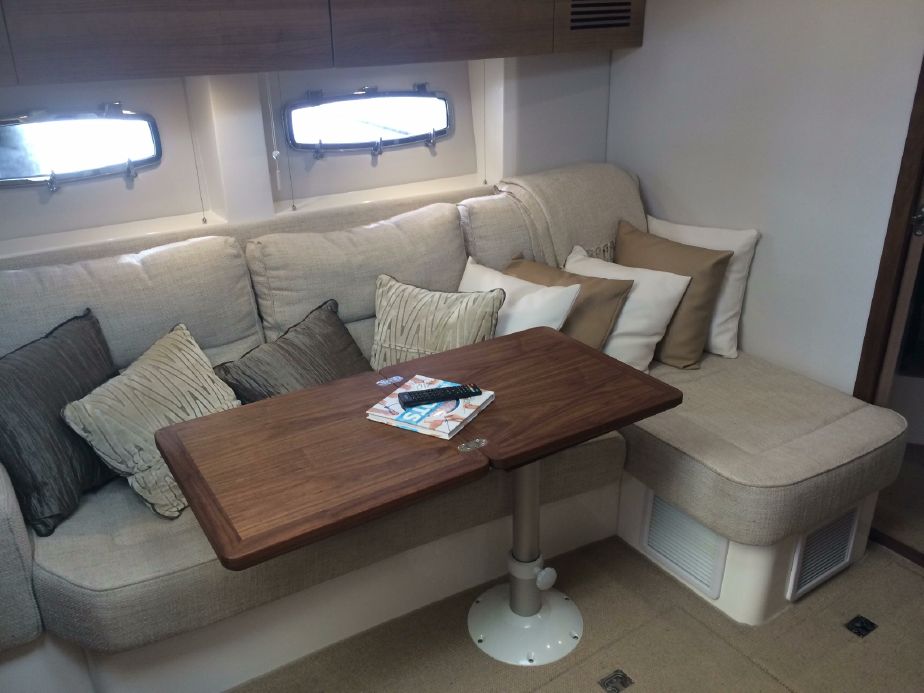 40' Sealine + Water Toys