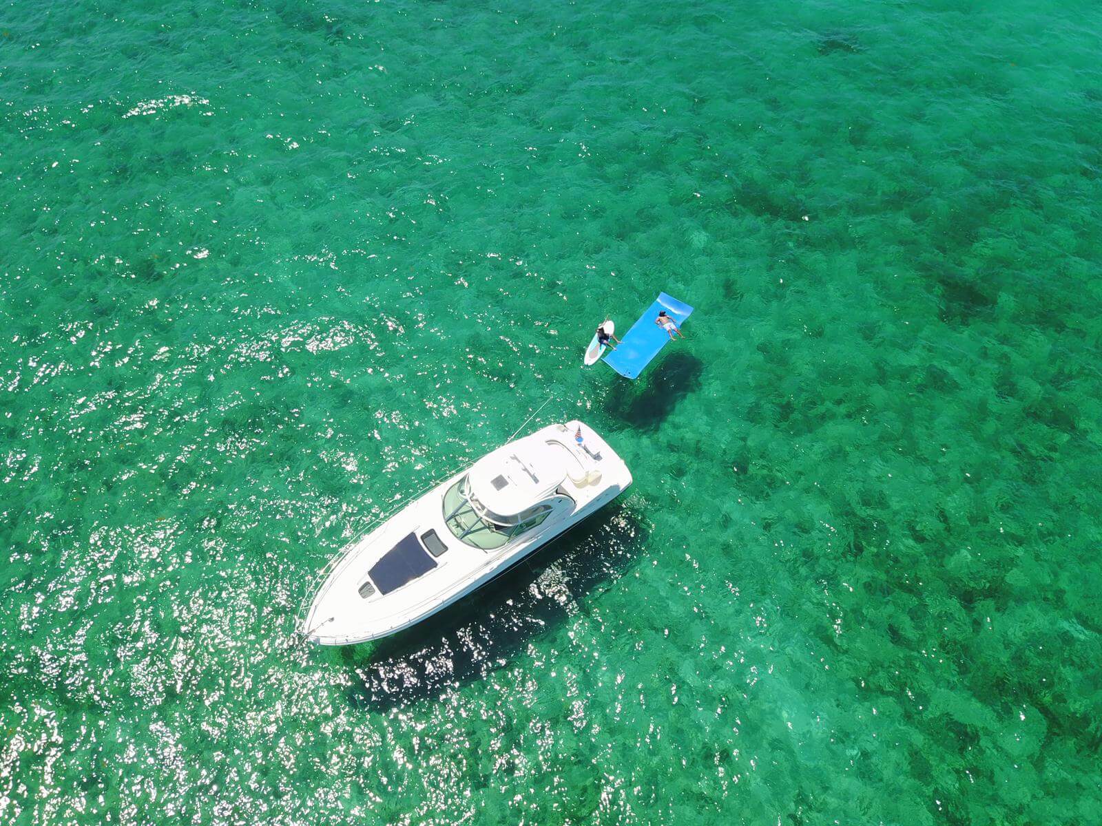45' Sea Ray + Water Toys