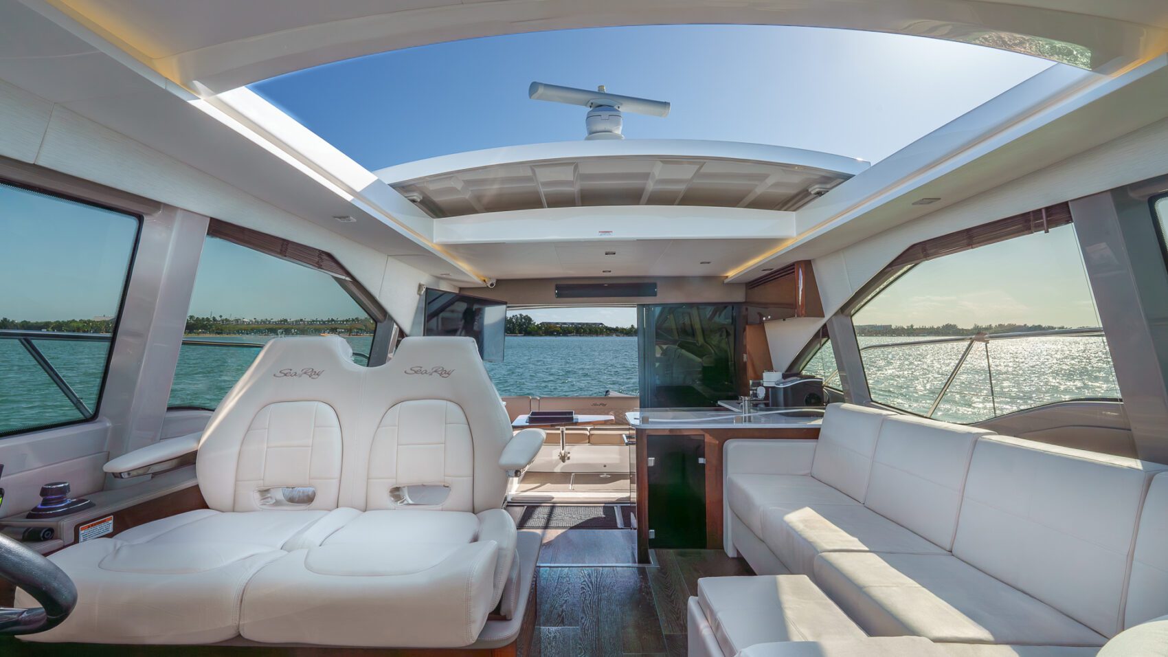 46' Sea Ray + Water Toys + Jetski 1Hr