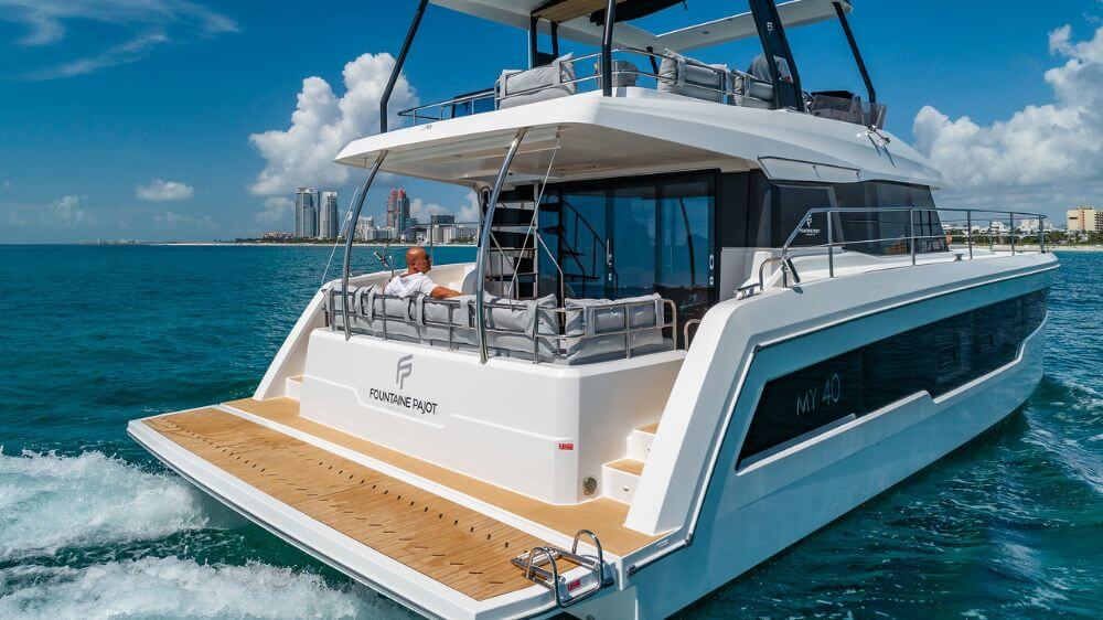 50' Fountaine Pajot