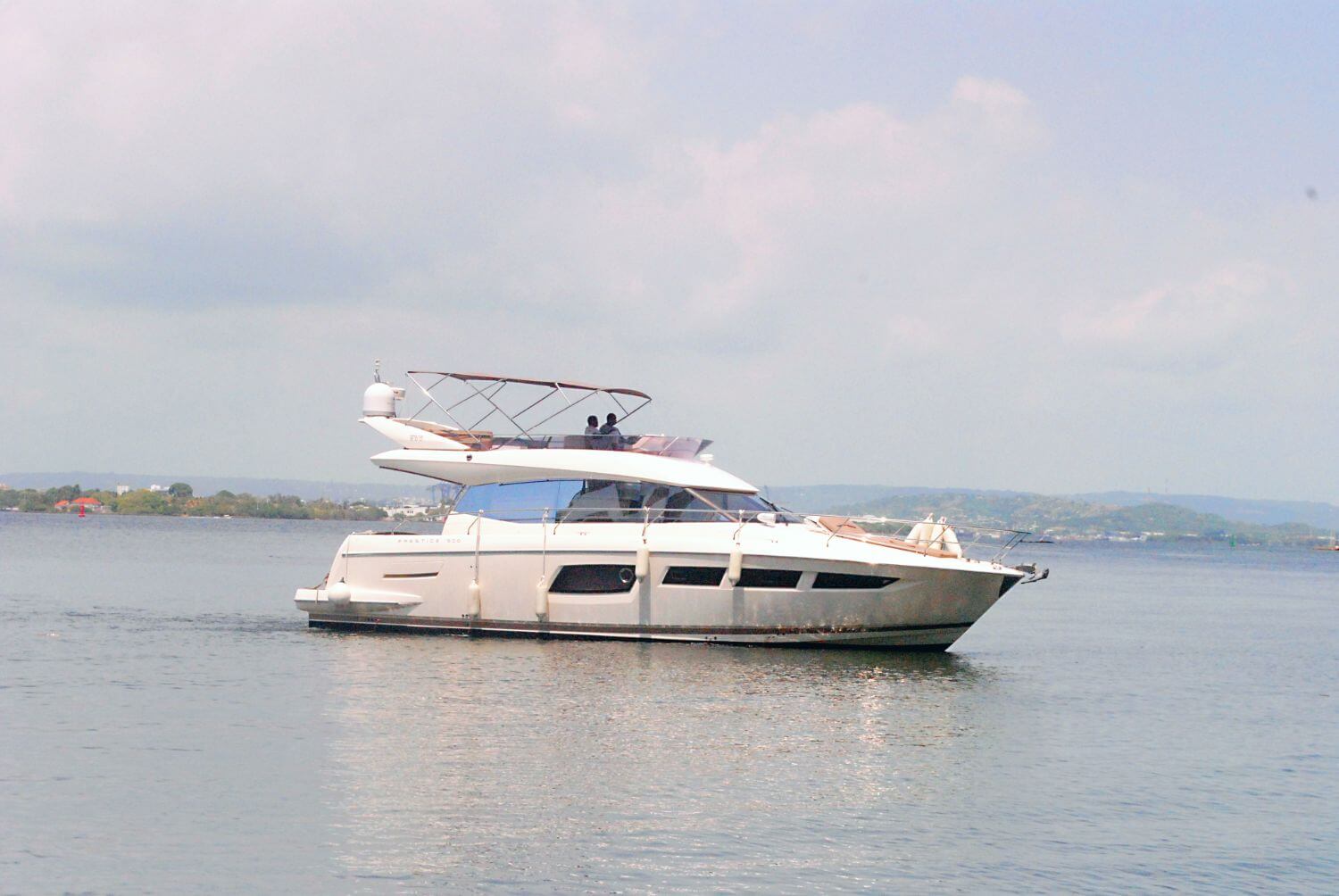 50' Prestige Flybridge