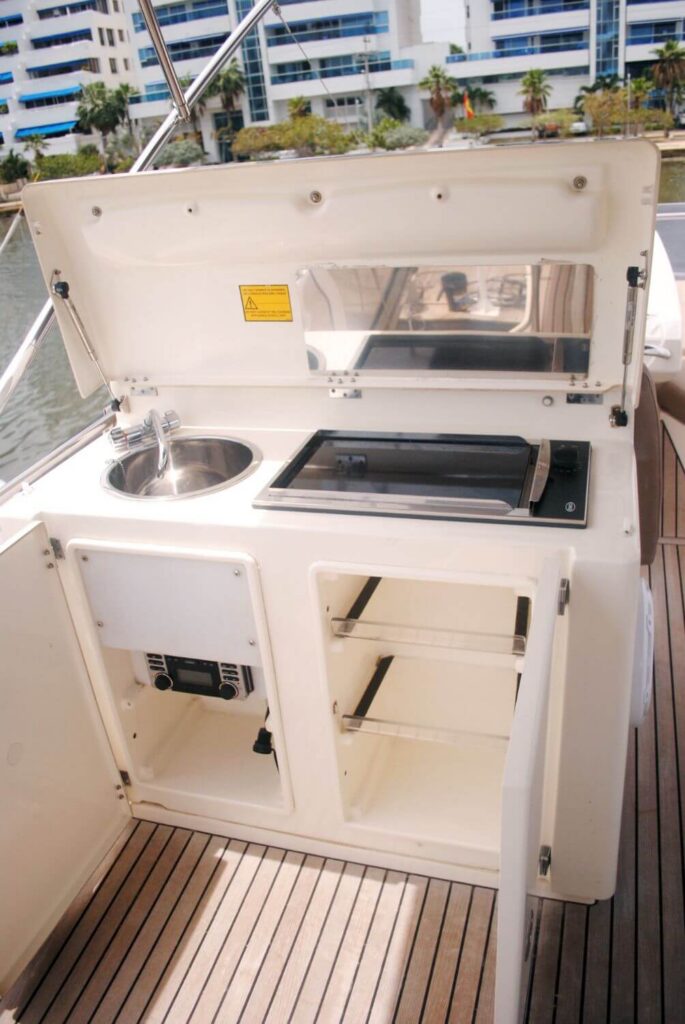 50' Prestige Flybridge
