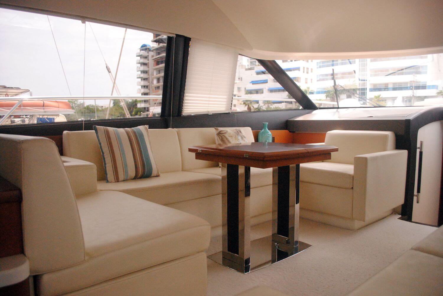 50' Prestige Flybridge