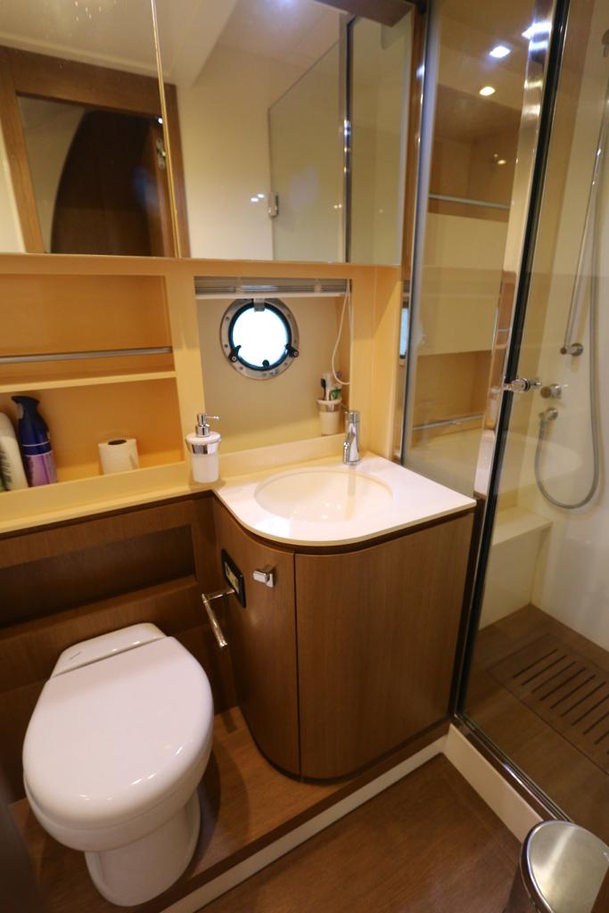 52' Azimut Atlantis + Water Toys