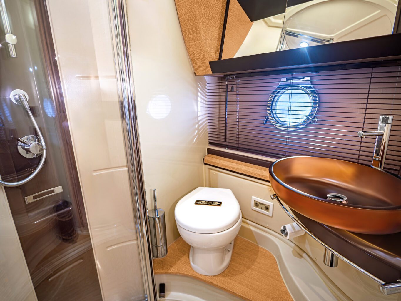54' Azimut + Water Toys