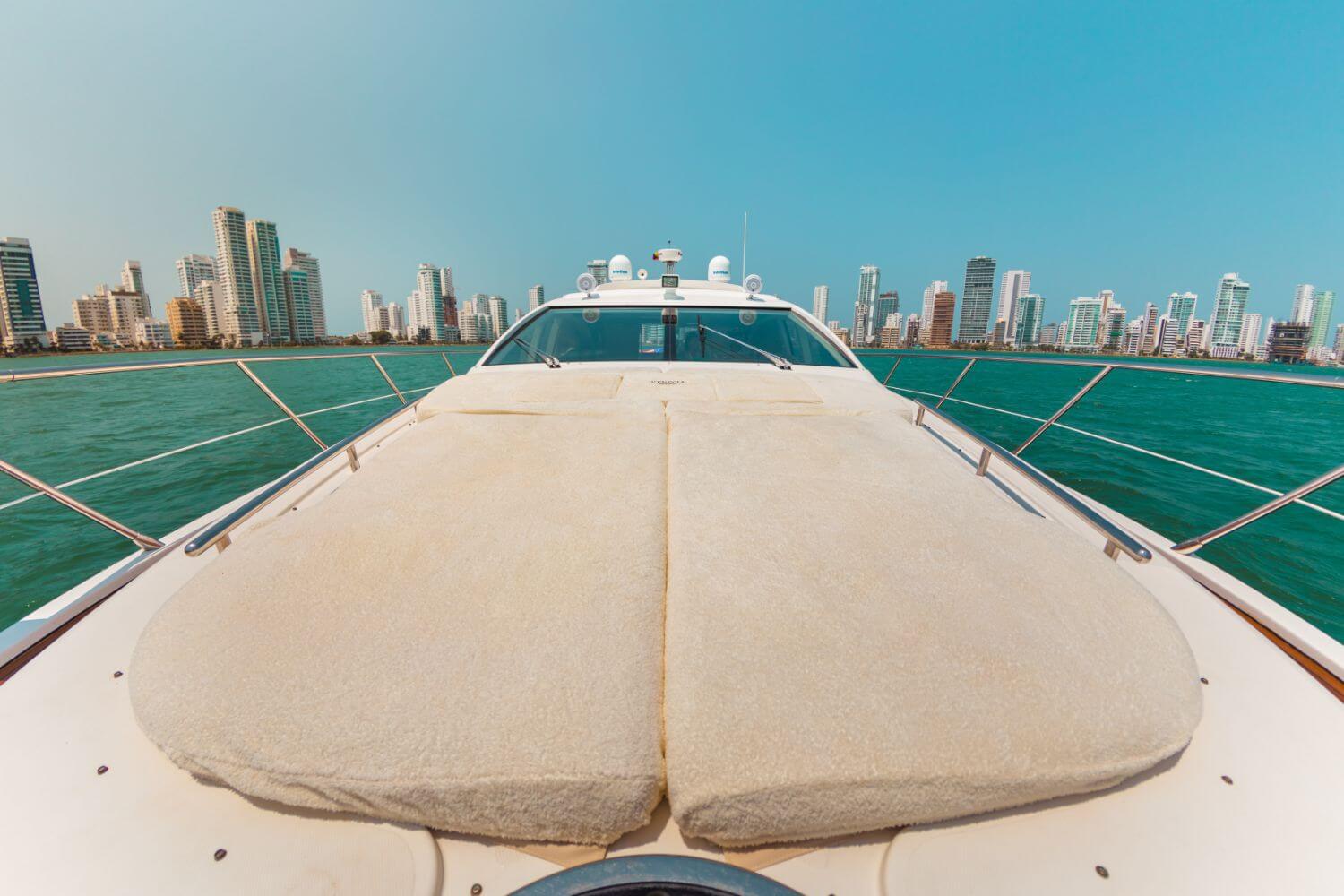 62' Azimut Sport