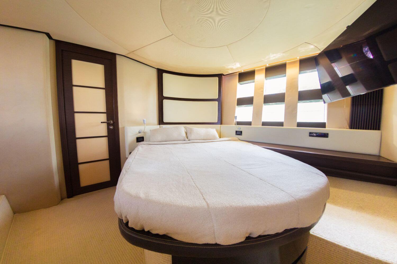 62' Azimut Sport