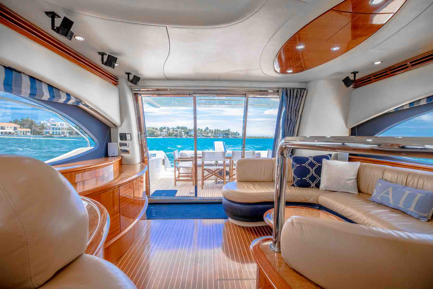 62' Azimut Fly + Water Toys + Jetski 1Hr