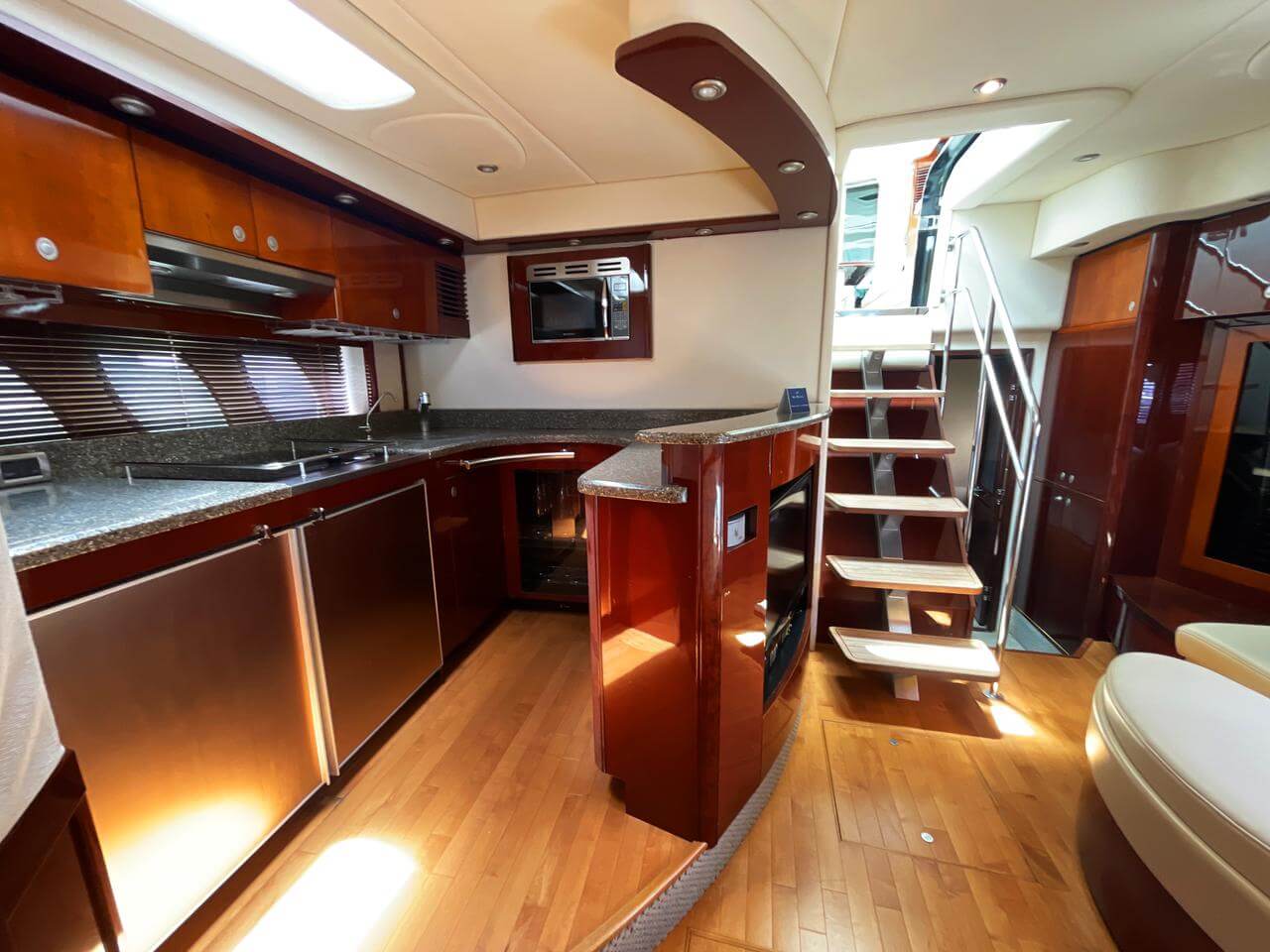 62' Sea Ray Sundancer