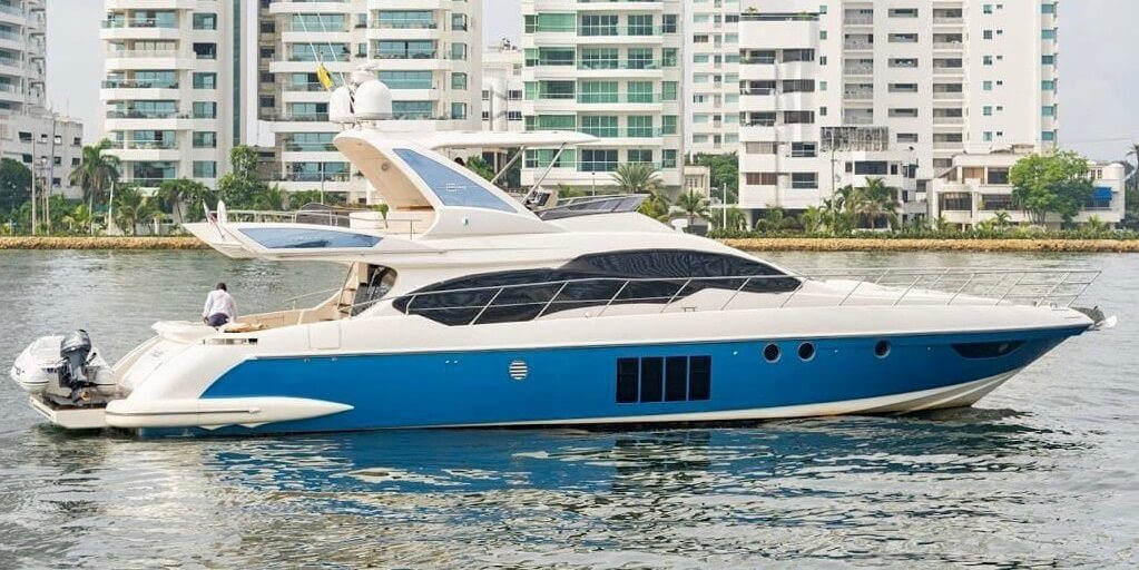64' Azimut Fly