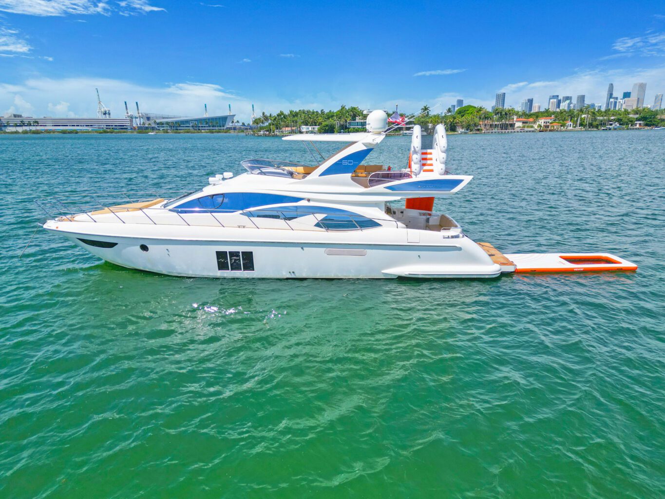 65' Azimut + Water Toys + Jetski 1Hr