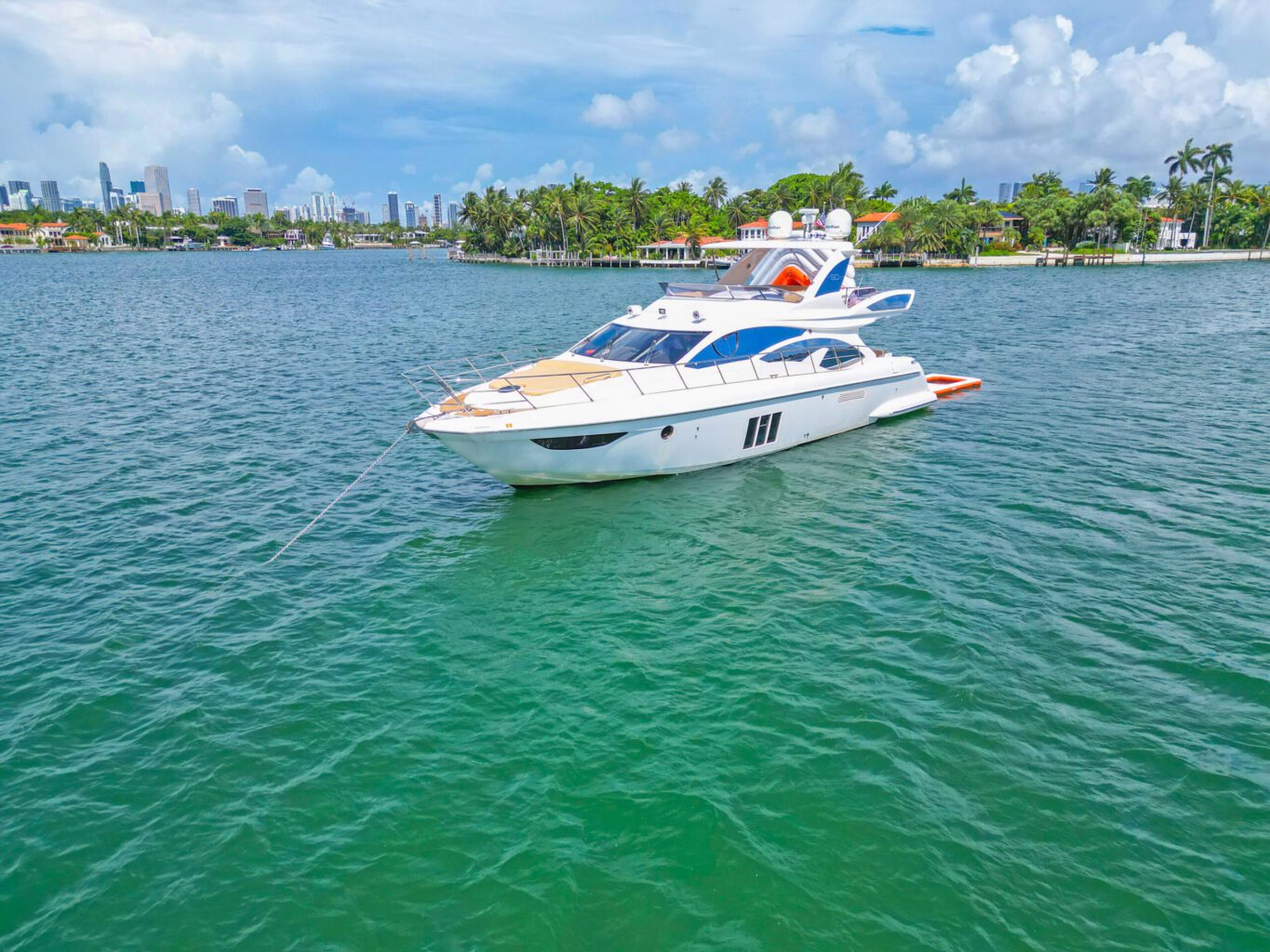 65' Azimut + Water Toys + Jetski 1Hr