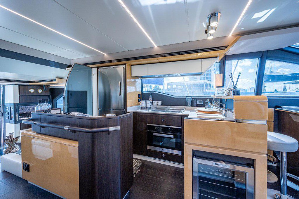 66' Azimut + Water Toys