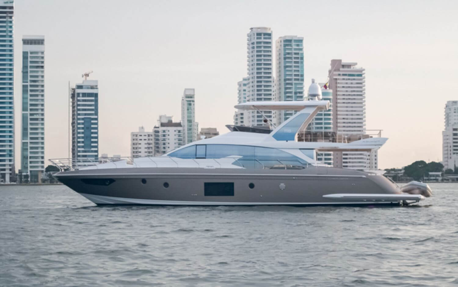 68' Azimut Flybridge