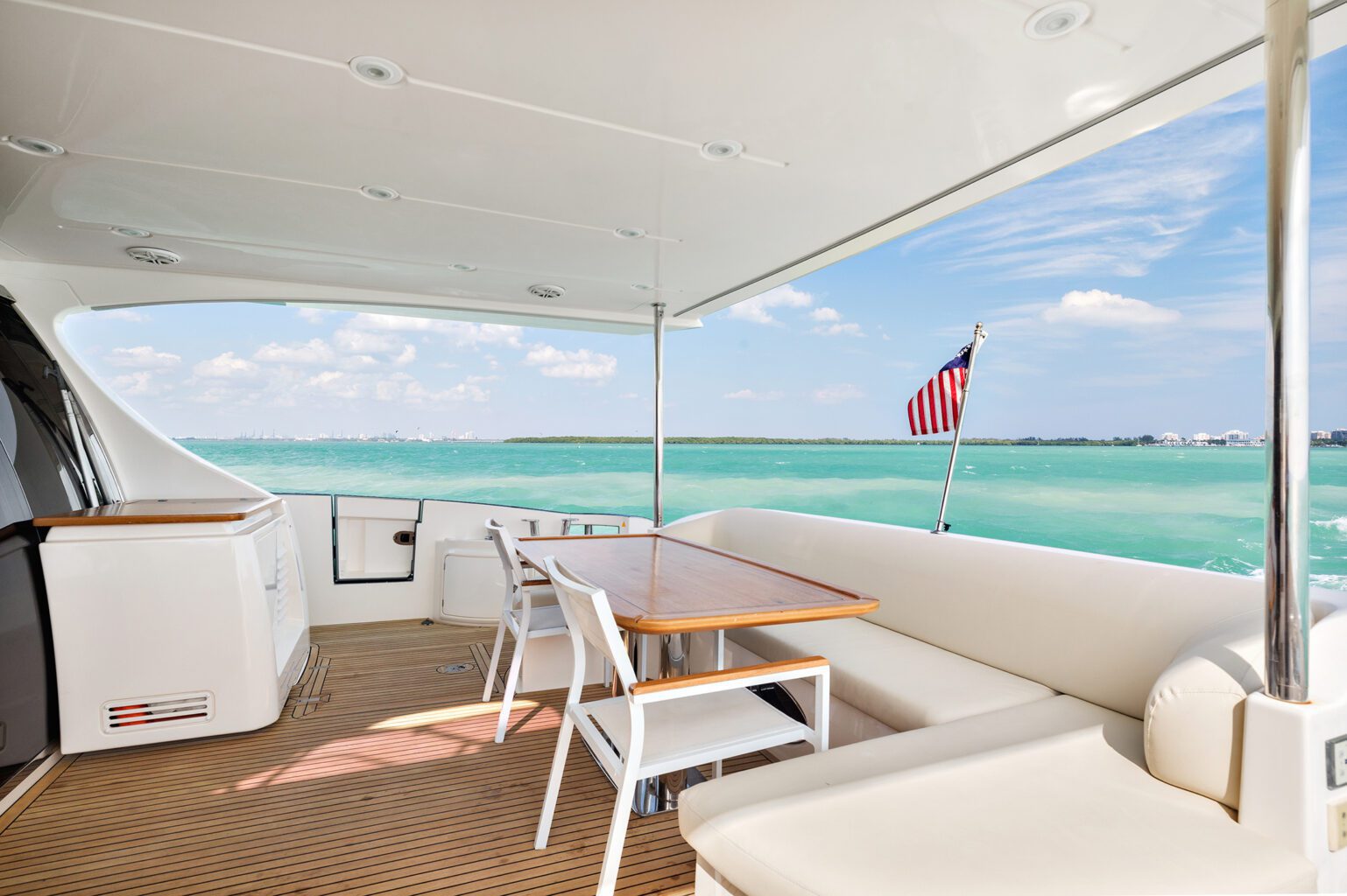 70' Azimut Fly + Water Toys
