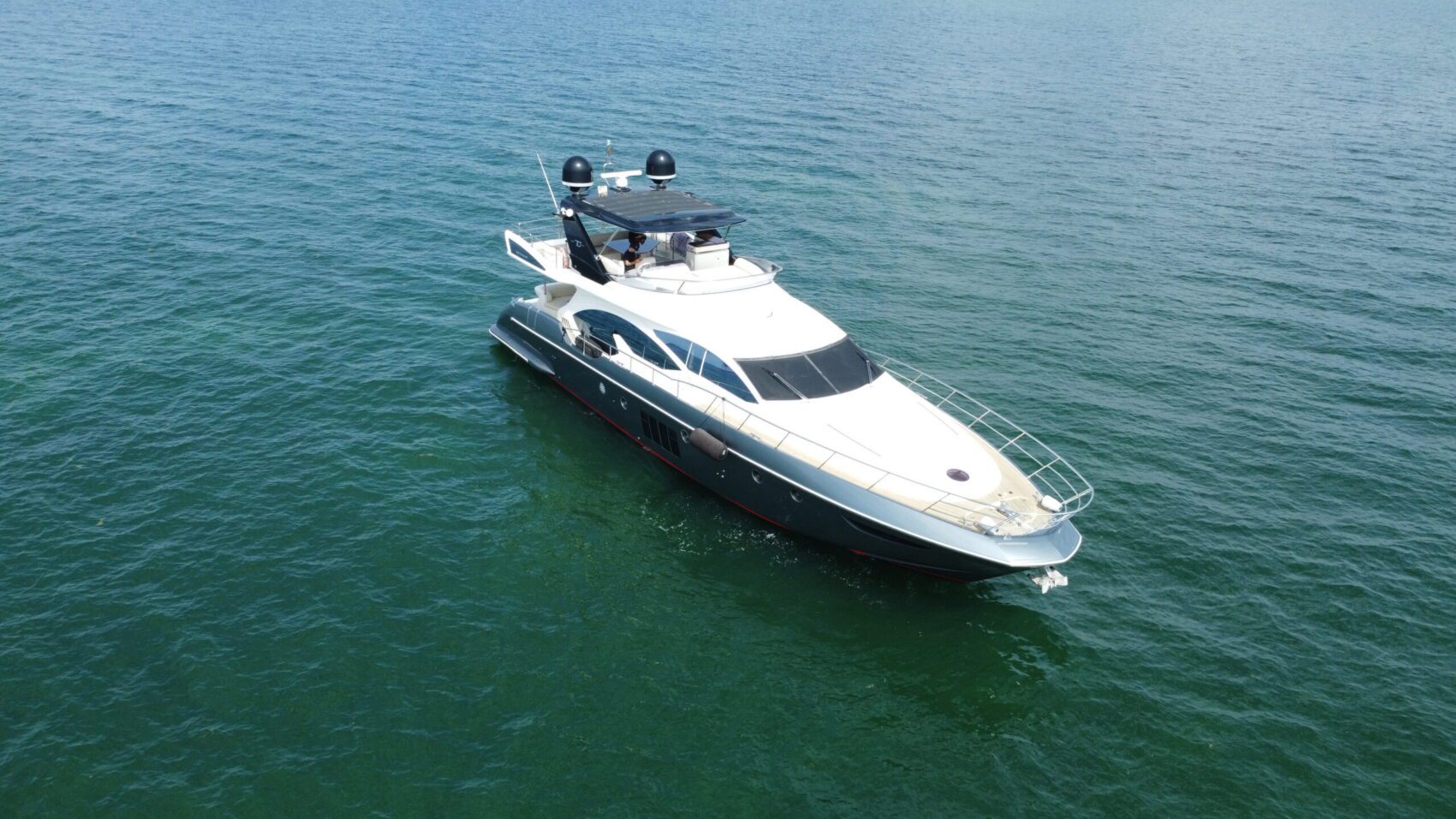 70' Azimut Fly + Water Toys
