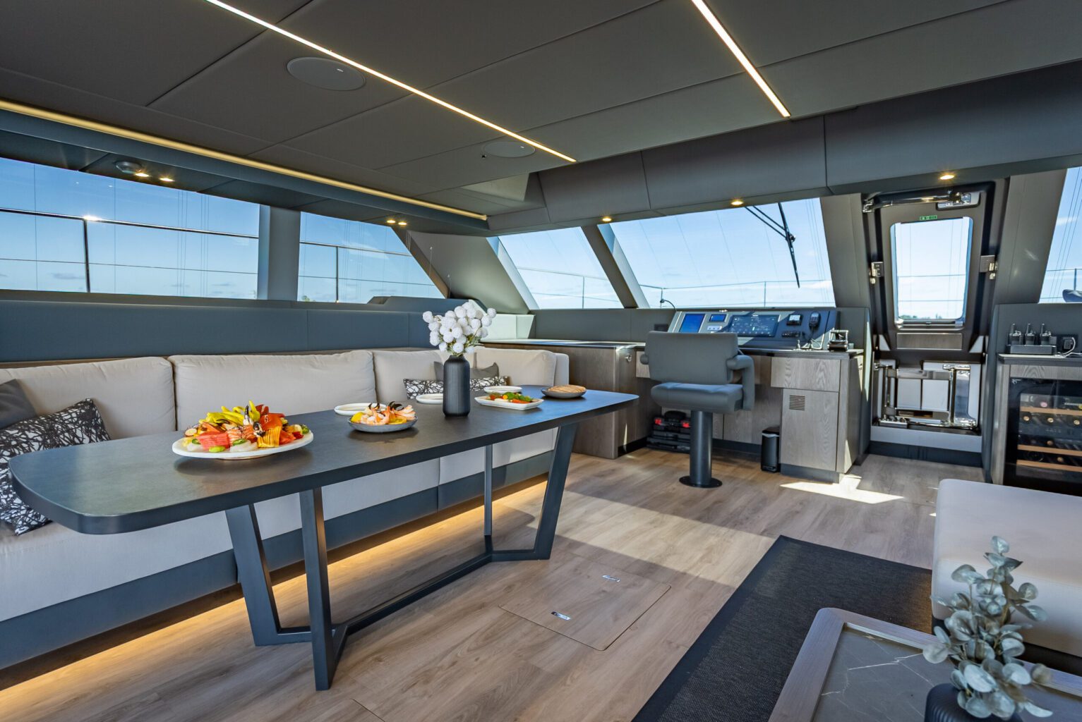 70' Sunreef Lux Cat + Water Toy