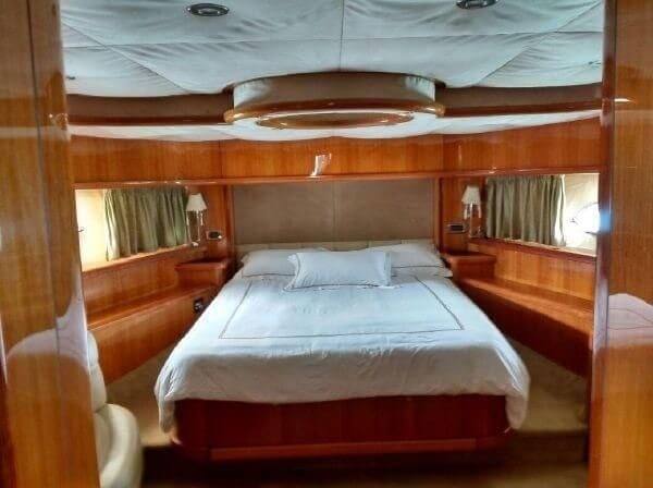 72' Sunseeker Predator