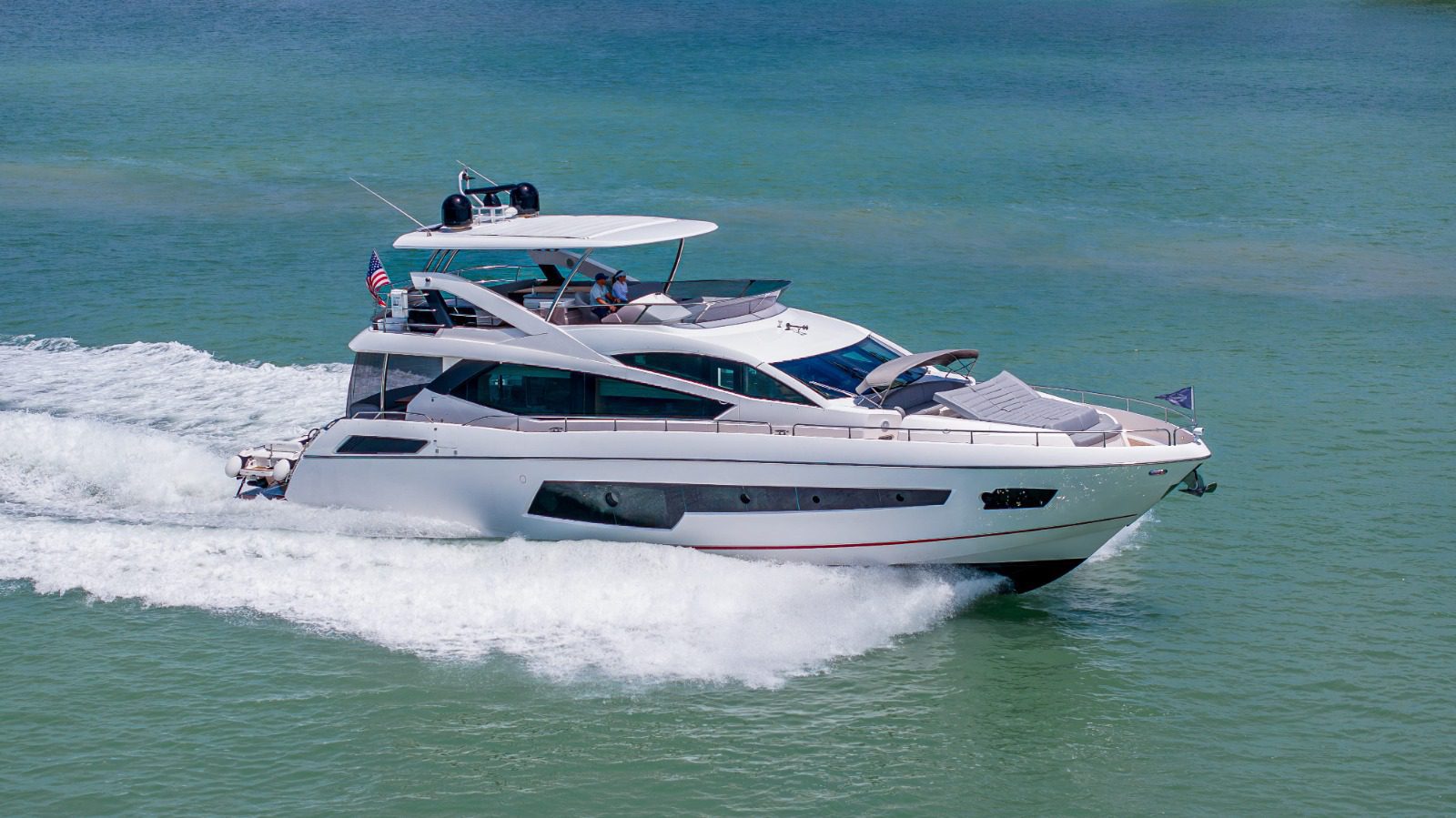 78' Sunseeker + Water Toys