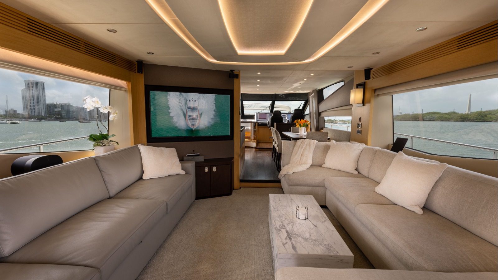 78' Sunseeker + Water Toys