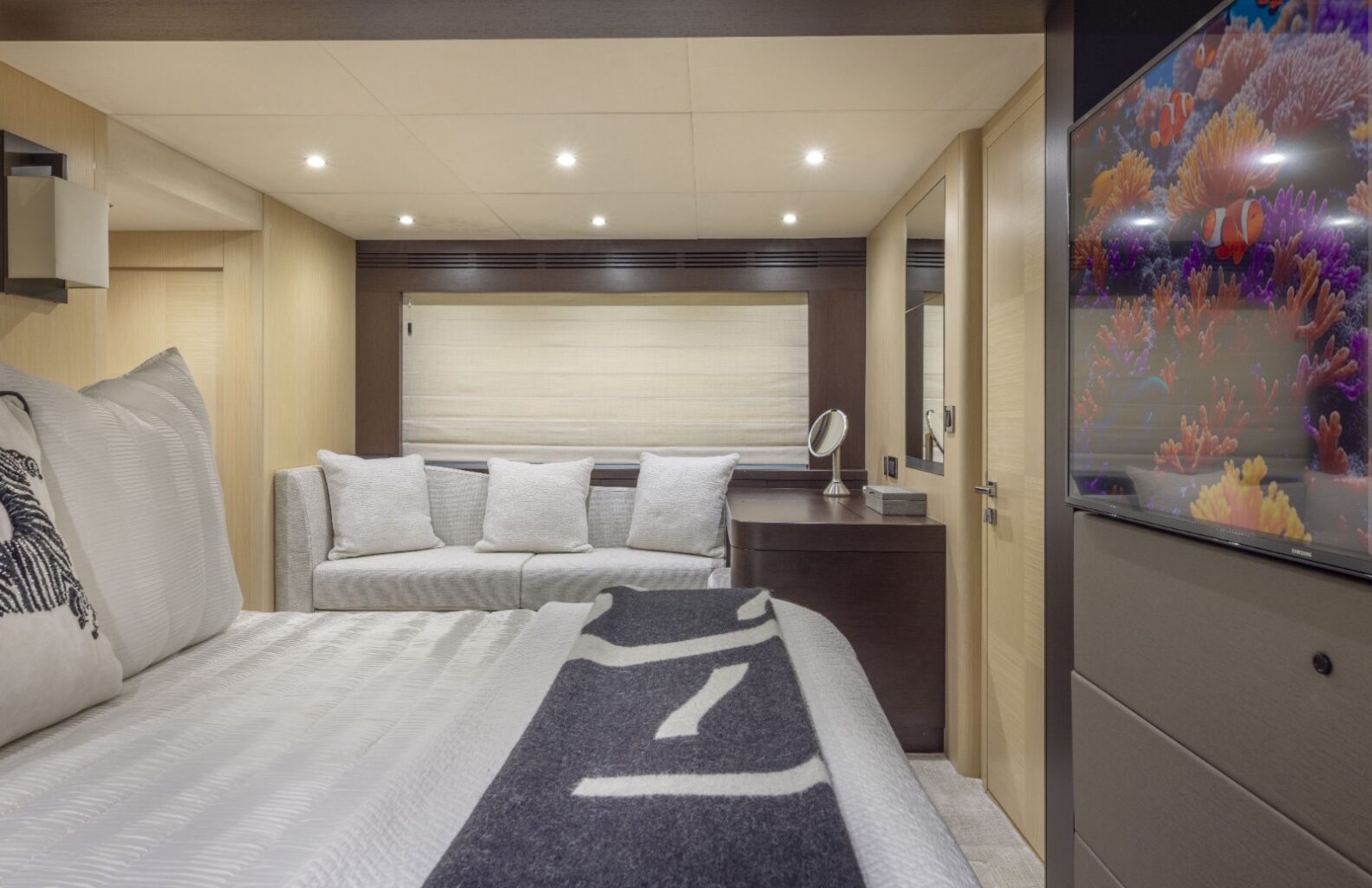78' Sunseeker + Water Toys
