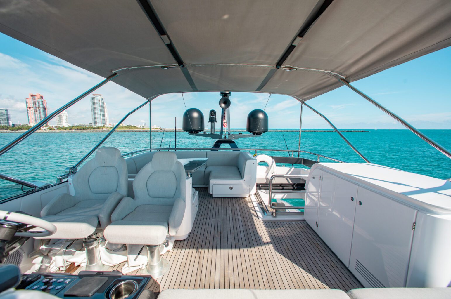 82' Azimut