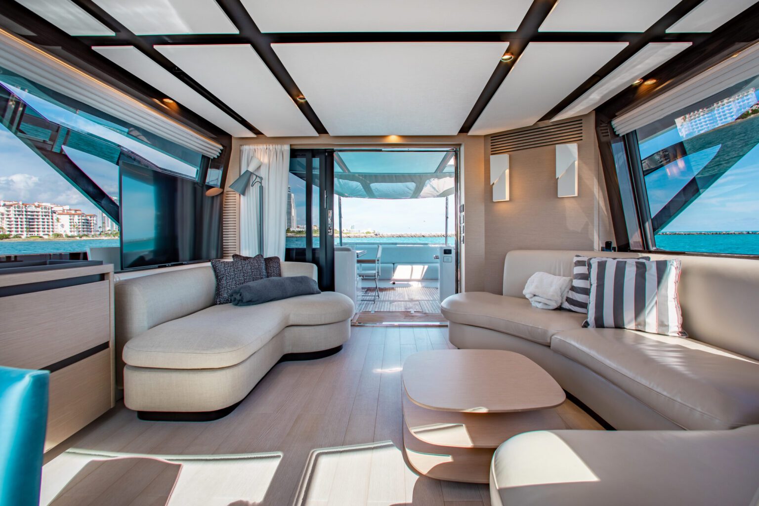 82' Azimut