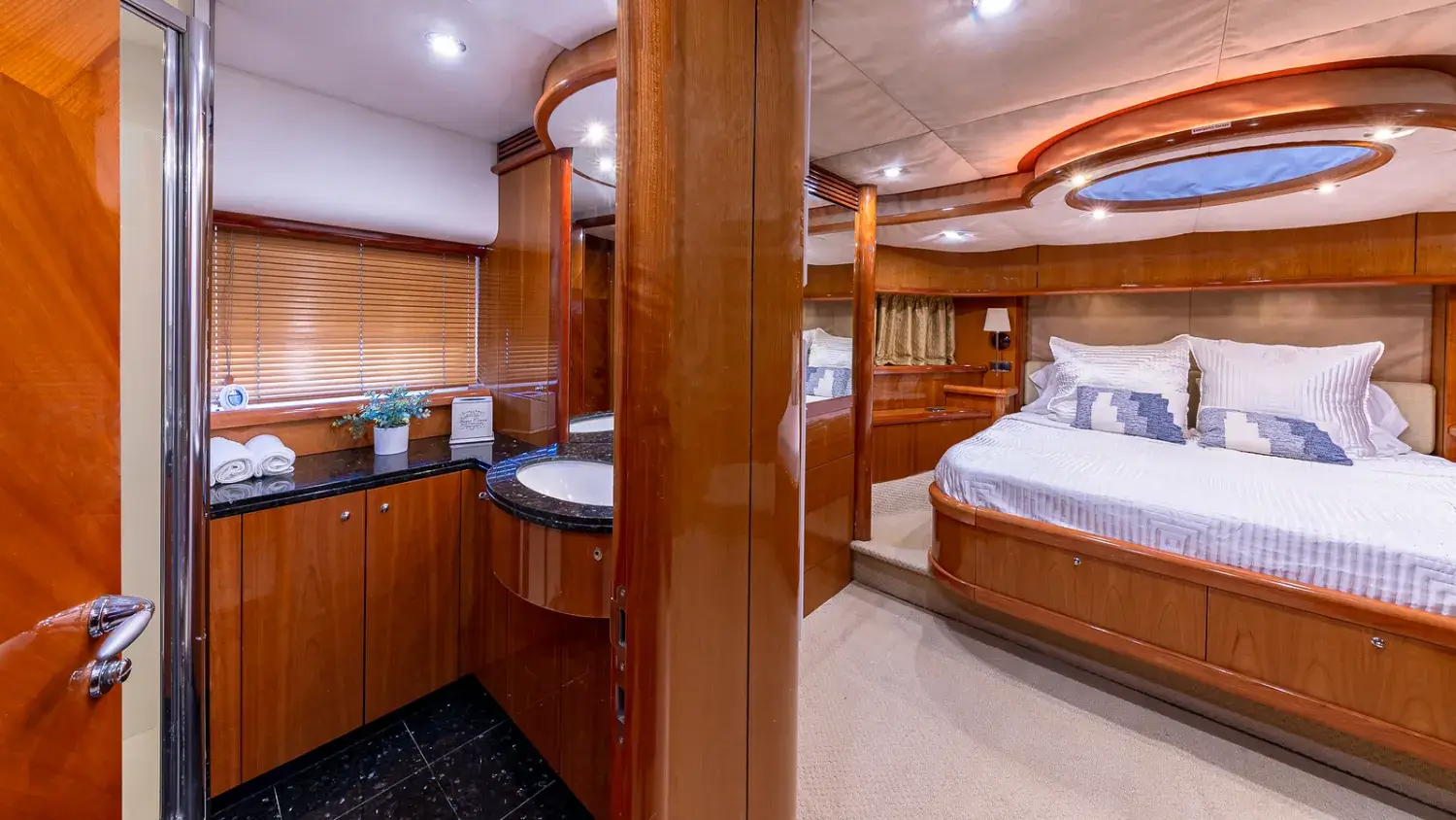 82' Sunseeker + Water Toys