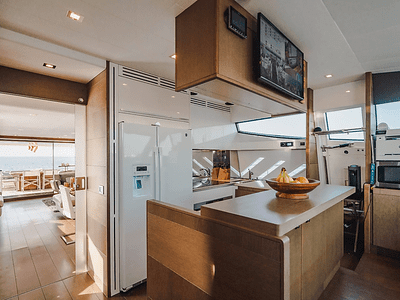 87' Ferretti + Water Toys