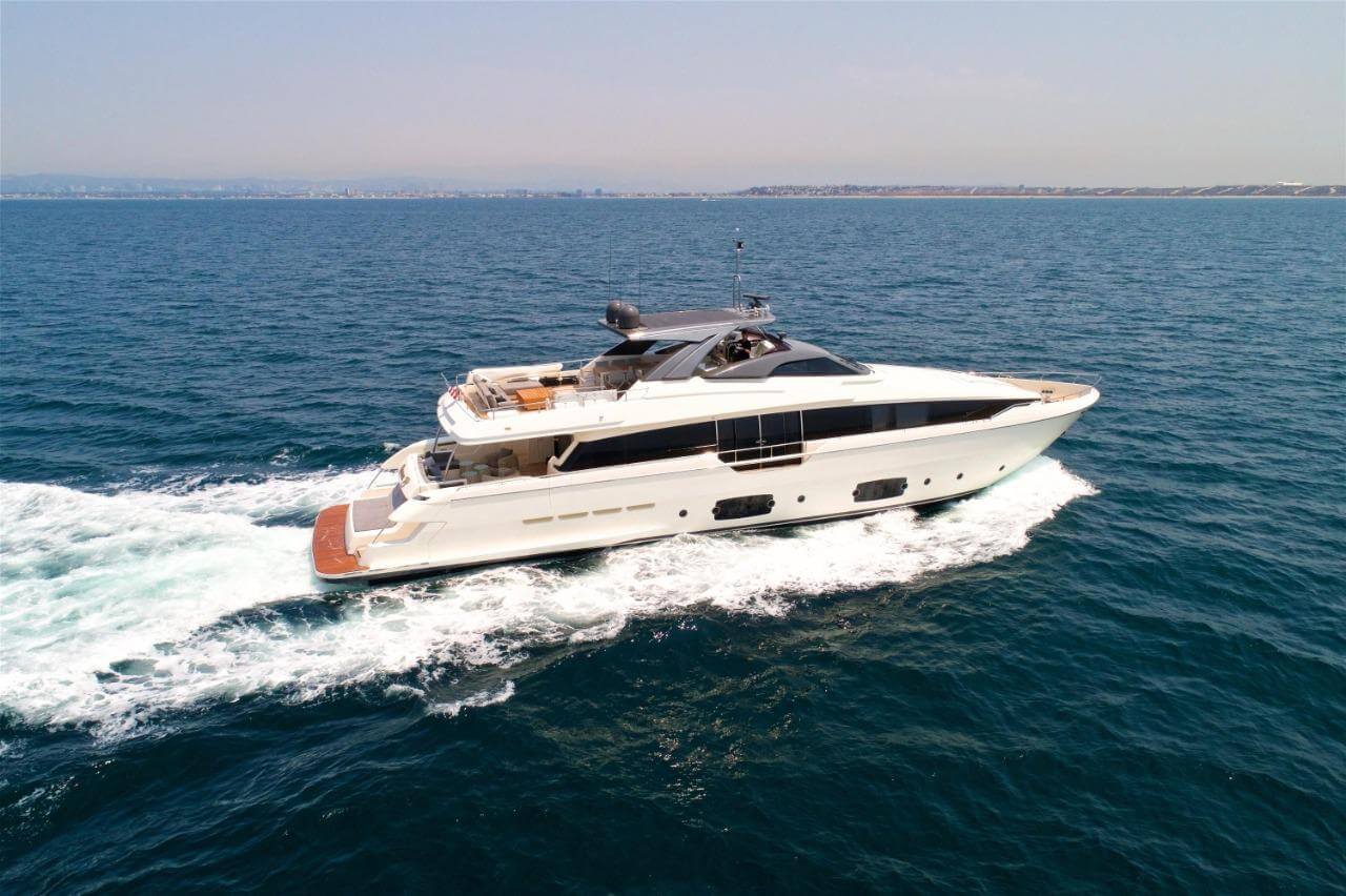 96' Ferretti Flybridge