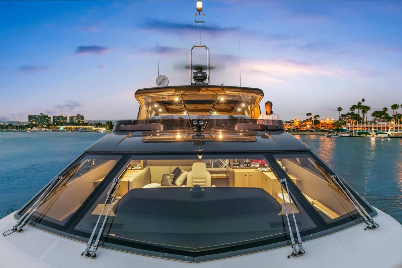 96' Ferretti Flybridge